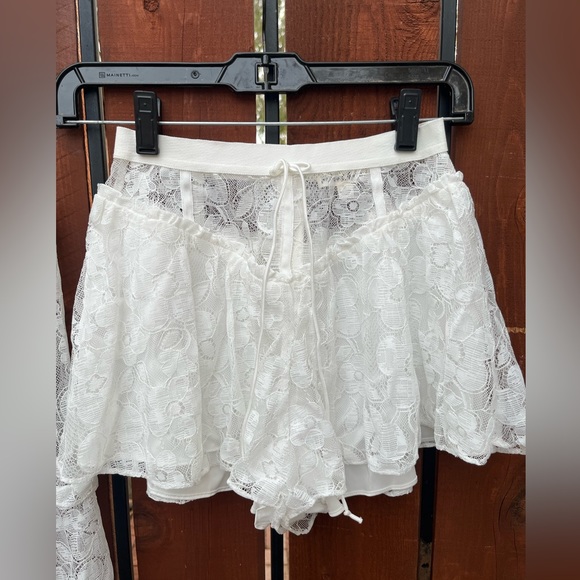 Daniela Crop Top and Daniela short for love & lemons size small - Picture 9 of 14